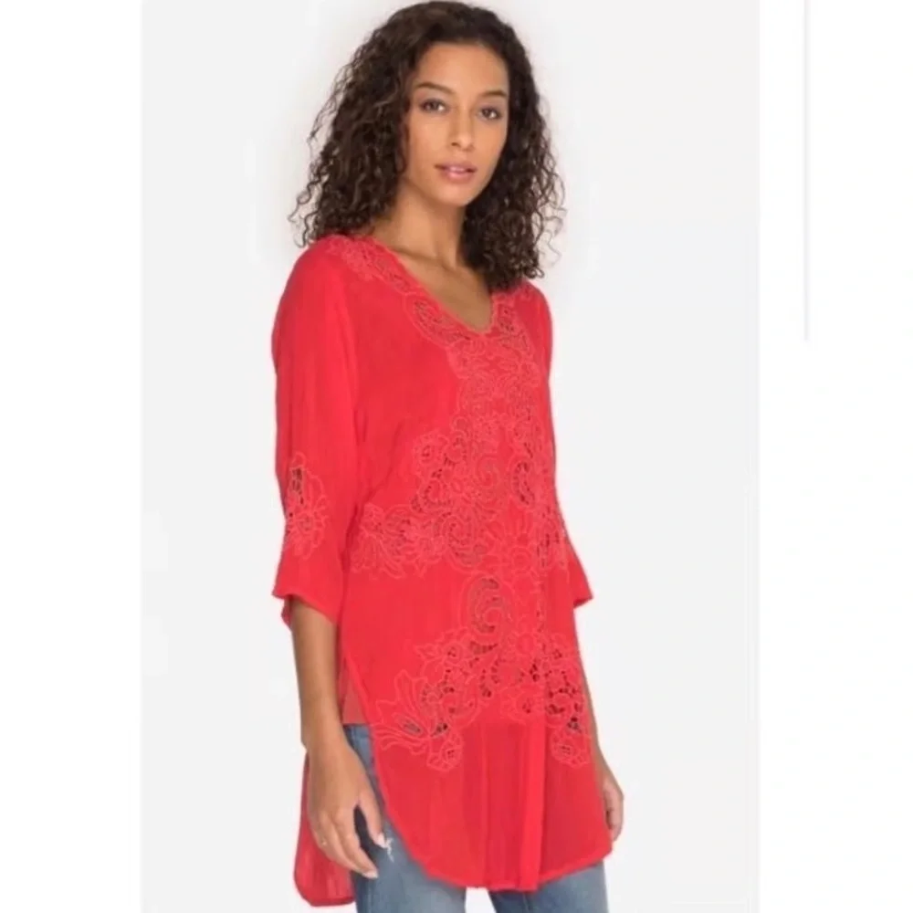 NWT Johnny Was Arlene appliqué Red Lace Tunic top with scoop neck 3/4 sleeves